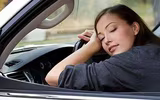[ẢNH] Làm sao để tránh buồn ngủ khi ngồi sau vô lăng?